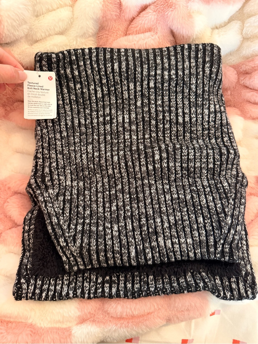 Lululemon Textured Fleece Lined Knit Neck Warmer